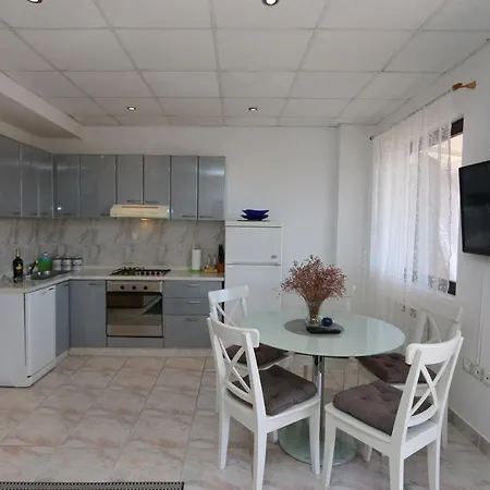 Apartment Lidija *
