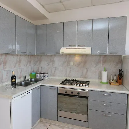 Apartament Lidija